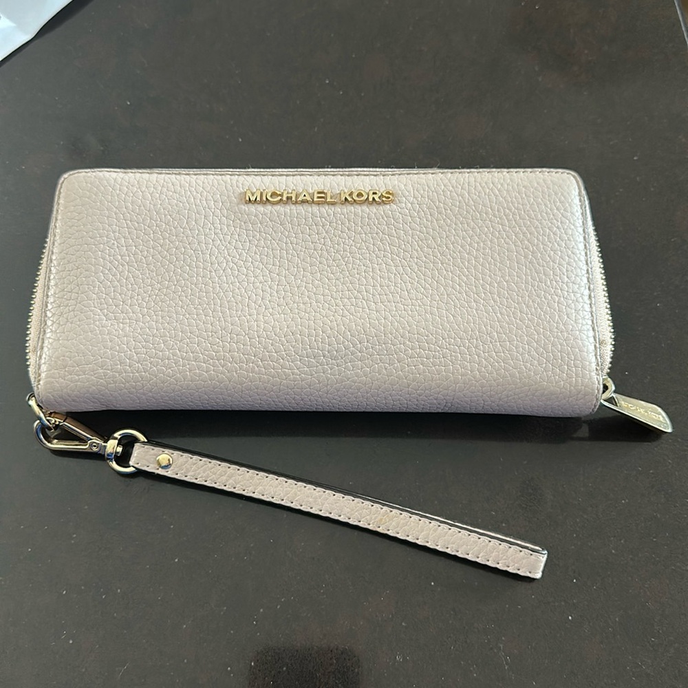Michael Kors Rose Pink Wristlet